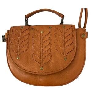 NWT DAY & MOOD Tan Cognac Leather Leaf Inlay Small Round Crossbody Bag Purse